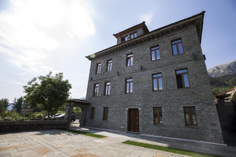 Villa Përmet Exteriér fotografie
